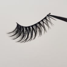 Load image into Gallery viewer, Vegas Party Pack Lashes