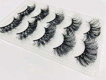 Load image into Gallery viewer, Westside Fly XXL eyelash
